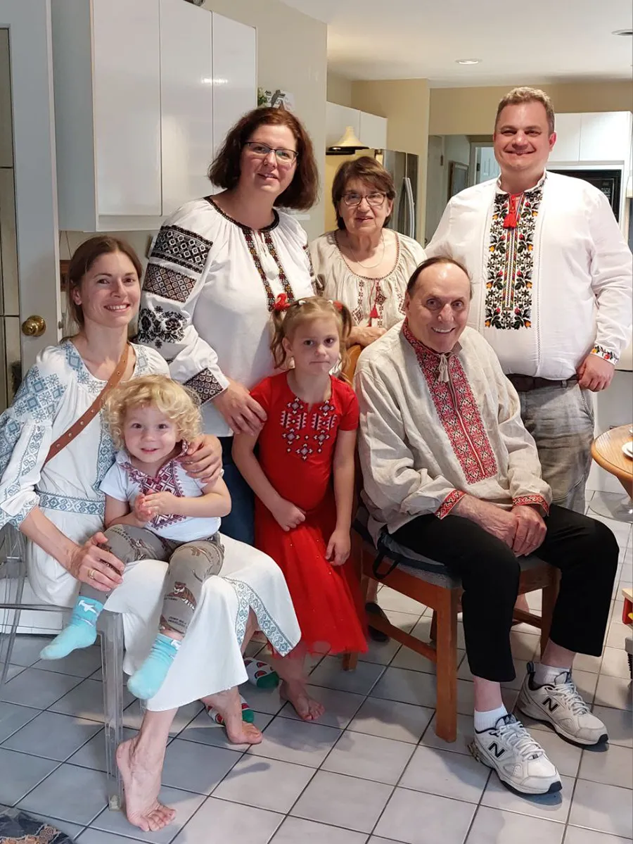 Лео у родинному колі, 2023 рік